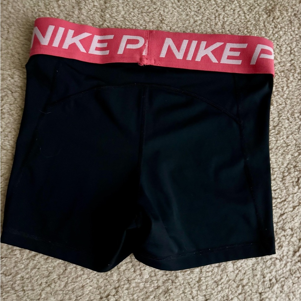 Nike Pro Women's Shorts Trio - Red, Black, Olive - Picture 6 of 10